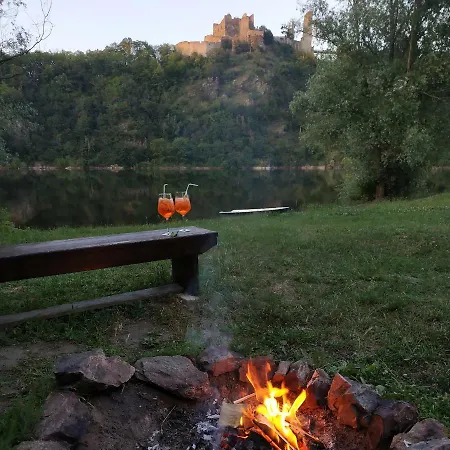 Pod Hradem Cornstejn *