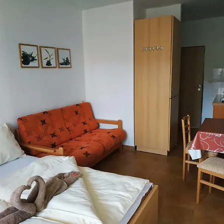 Pod Hradem Cornstejn Vendégház